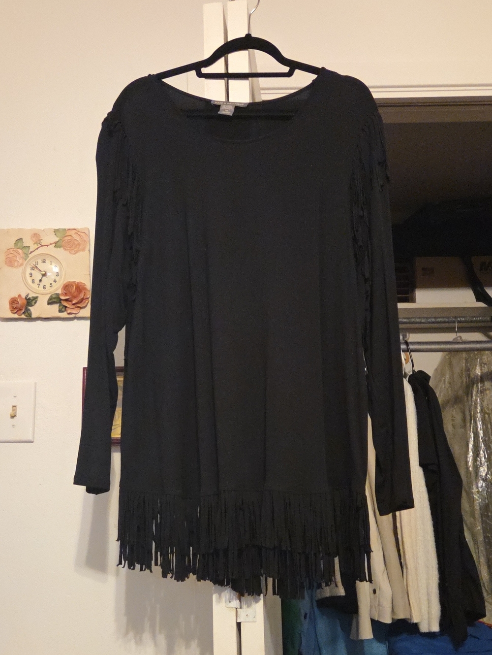 Kate & Mallory Black Long-Sleeve Fringe Tunic Dress